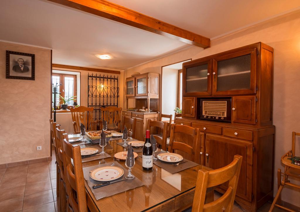 Le Carnival Bed & Breakfast Laval  Екстериор снимка